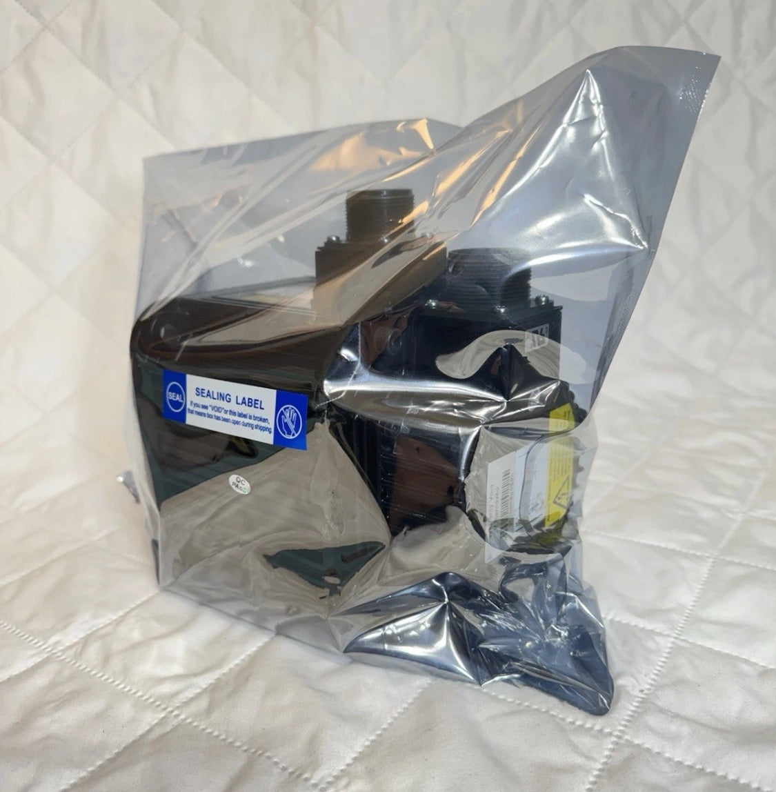 Yaskawa AC Servo Motor For CNC Machine SGMGH-09ACA61 SGMGH09ACA Quality Always