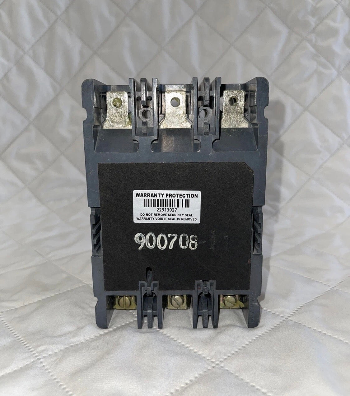 Westinghouse EHD3100 100 Amp 3 Pole 480 SNT1RP08K 120 Shunt Trip Circuit Breaker