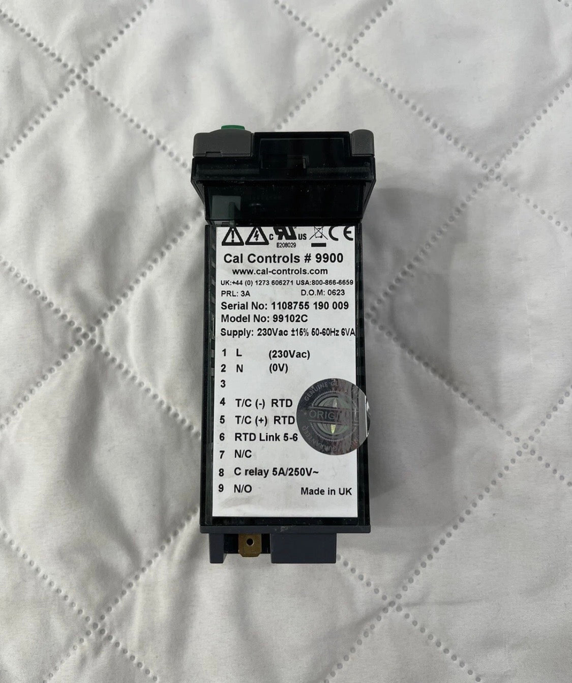 NEW CAL CONTROLS 99102C TEMPERATURE CONTROLLER CAL 9900  230 vac 1108755 190 005