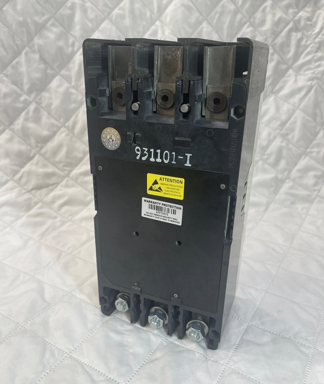 HKD3400F Cutler Hammer Circuit Breaker with KT3400T Trip Unit Priority Mail