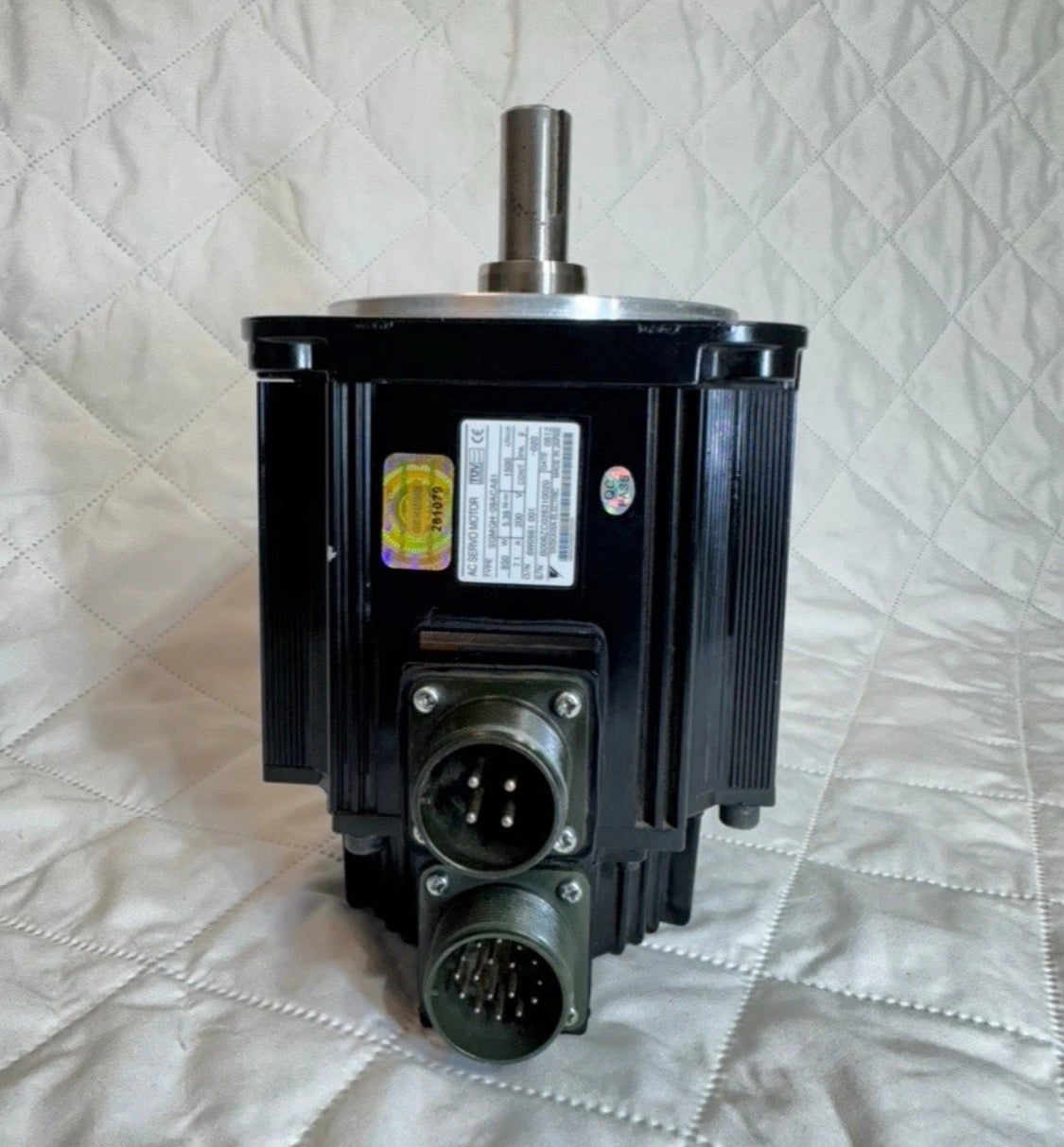 Yaskawa AC Servo Motor For CNC Machine SGMGH-09ACA61 SGMGH09ACA Quality Always