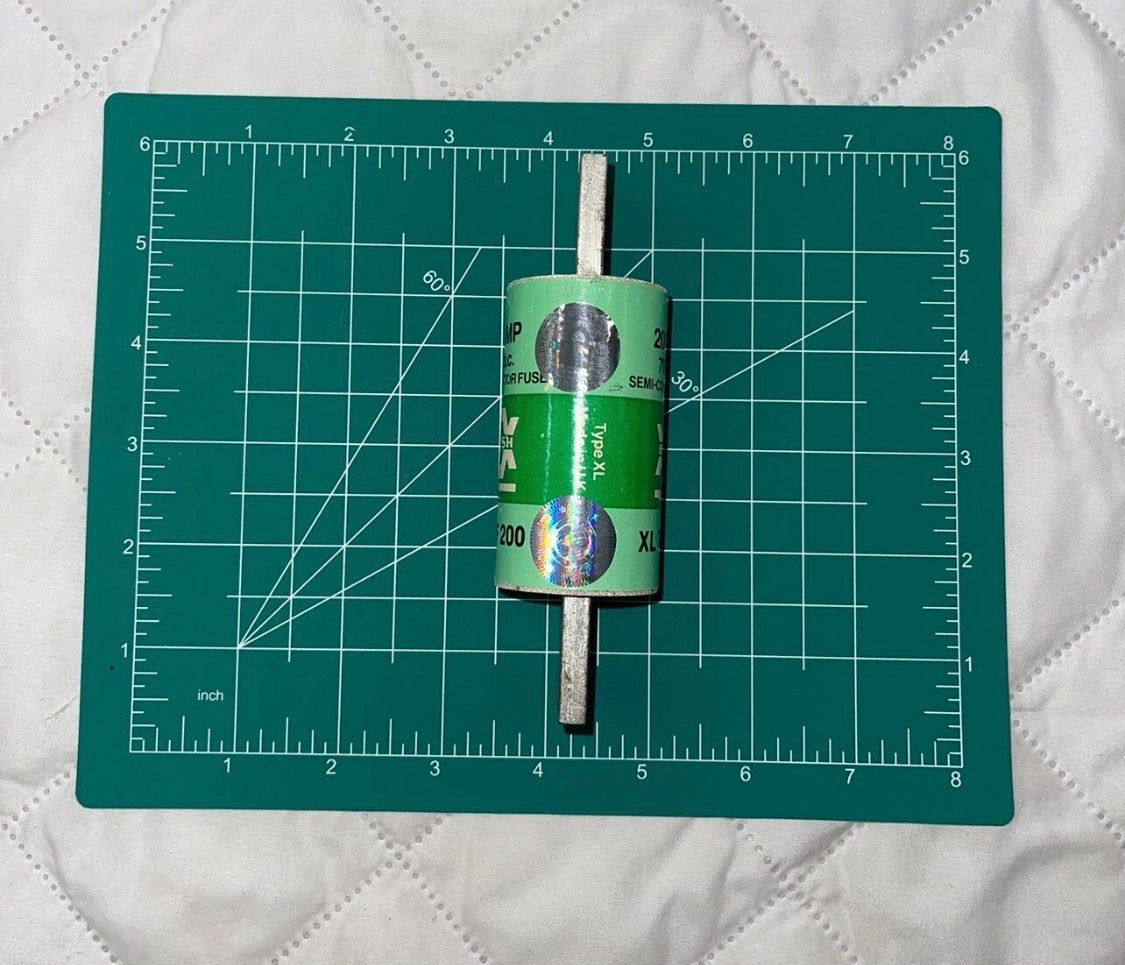 Kit 3 pcs Brush XL70F200 New No Box Lot Of 3 200A 700V Semi Conductor Fuses A76
