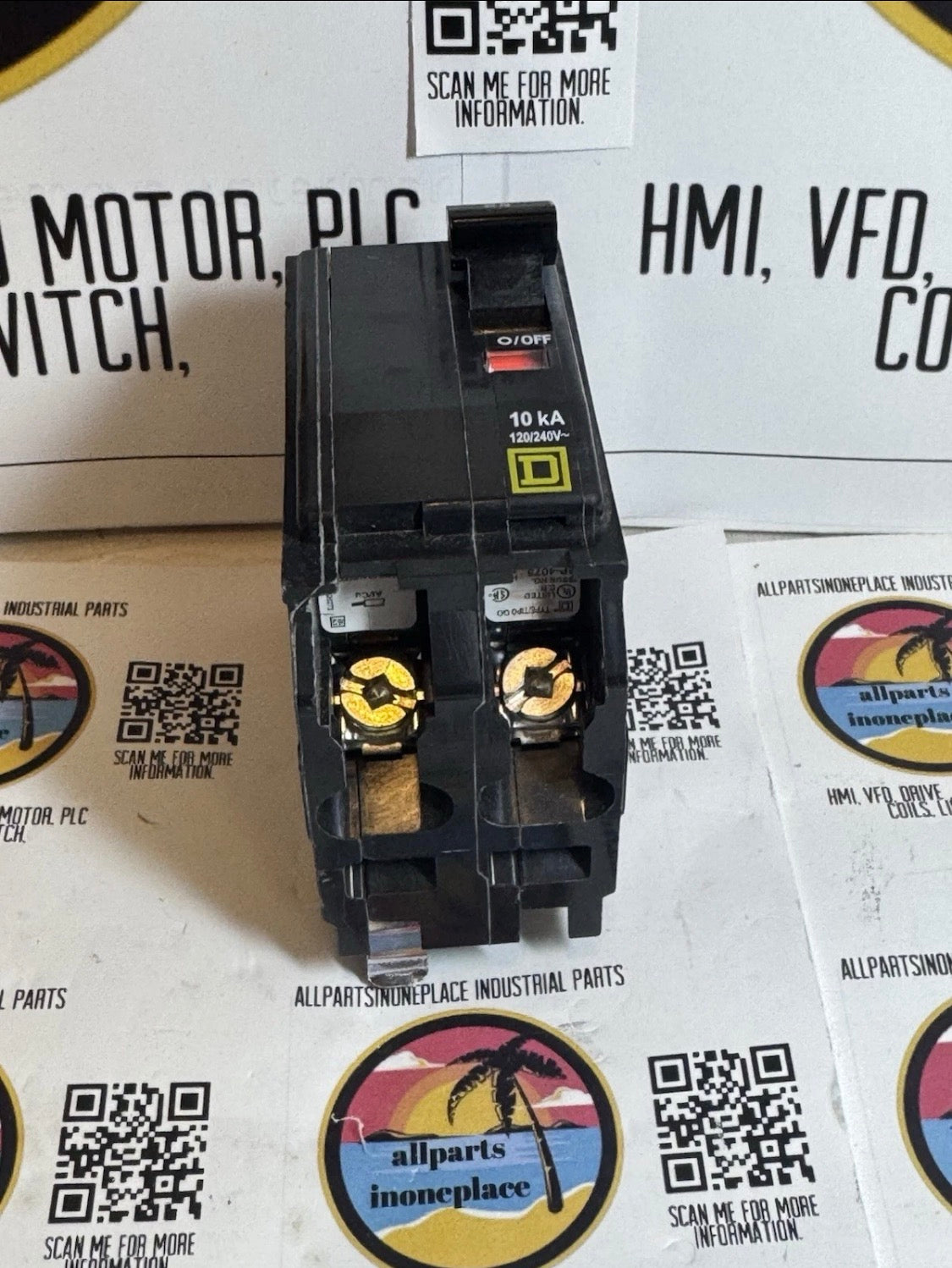 Square D 2-Pole Indoor Plug-In Circuit Breaker QO 25A 120/240V, 3.5 H x 1.48 W x