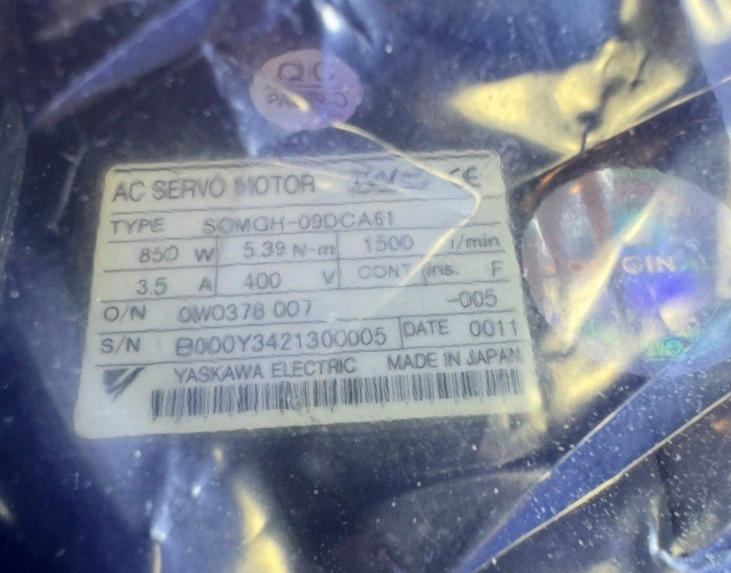 YASKAWA SGMGH-09DCA61 AC SERVO MOTOR SGMGH09DCA61 850 W 5.39 N-m 1500 RM 400 V