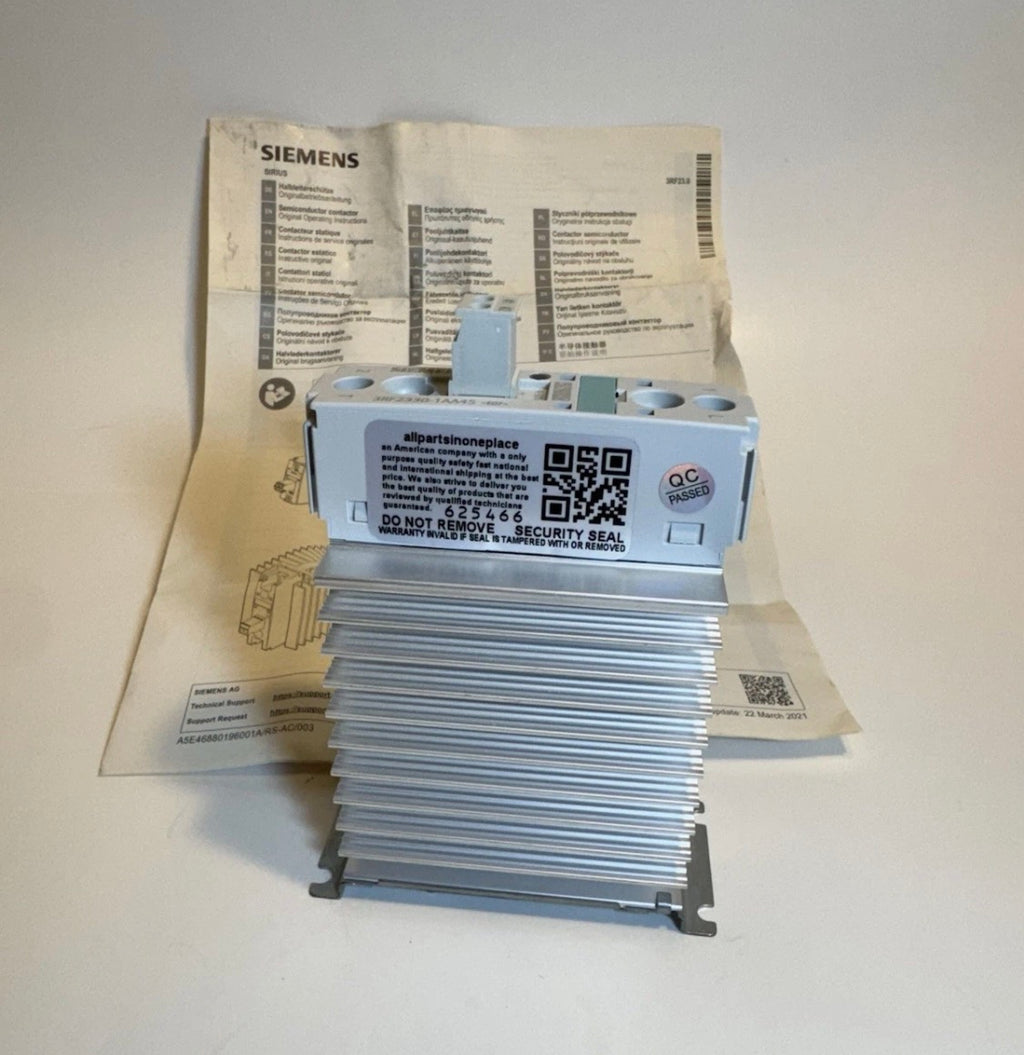 1 pc SIEMENS 3RF2330-1AA45 Ssc 30A 48-600V Zero Scrw 4-30Vdc Coil