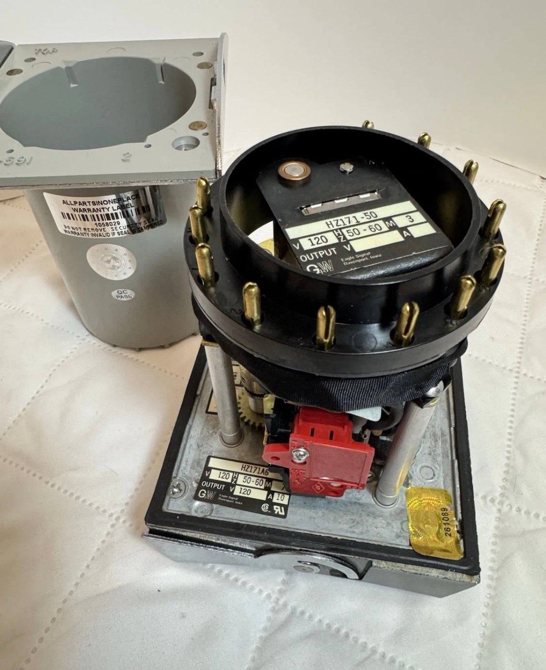 EAGLE SIGNAL CONTROLS TIMERS HZ171A6 UNMP Time Range 0/12 Seconds 120 Vac