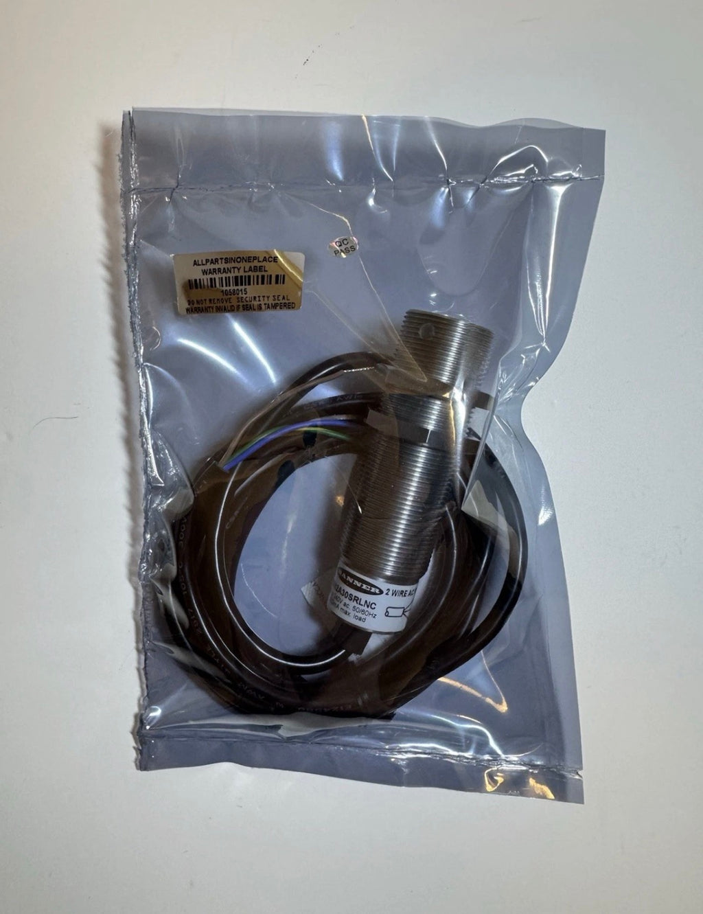 1PC BANNER ENGINEERING SM2A30SRLNC Photoelectric Sensor, Receiver, 150m, 24-240