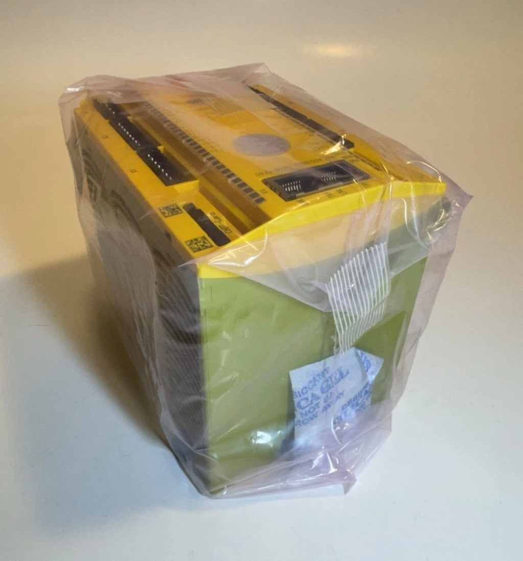 PILZ PNOZ-M1P-ETH PNOZM1PETH  Ident.No: 773102  773103  773104 multi base module
