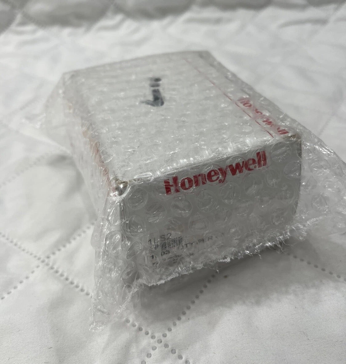 HONEYWELL MICRO SWITCH 1LS2 Enclosed Limit Switch,Snap Action micro switch