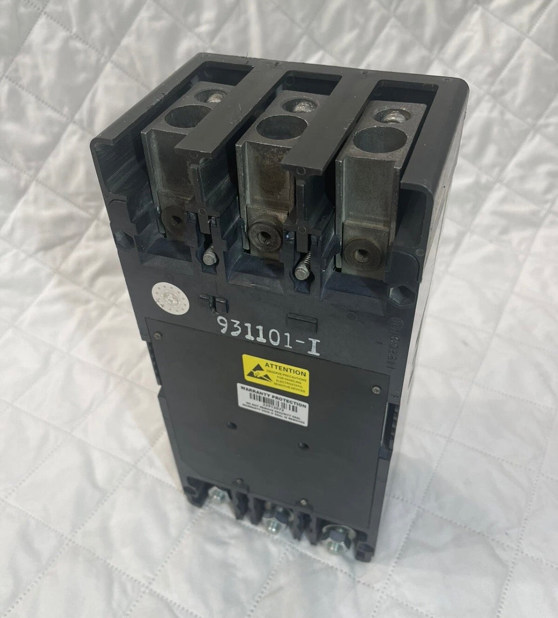 HKD3400F Cutler Hammer Circuit Breaker with KT3400T Trip Unit Priority Mail