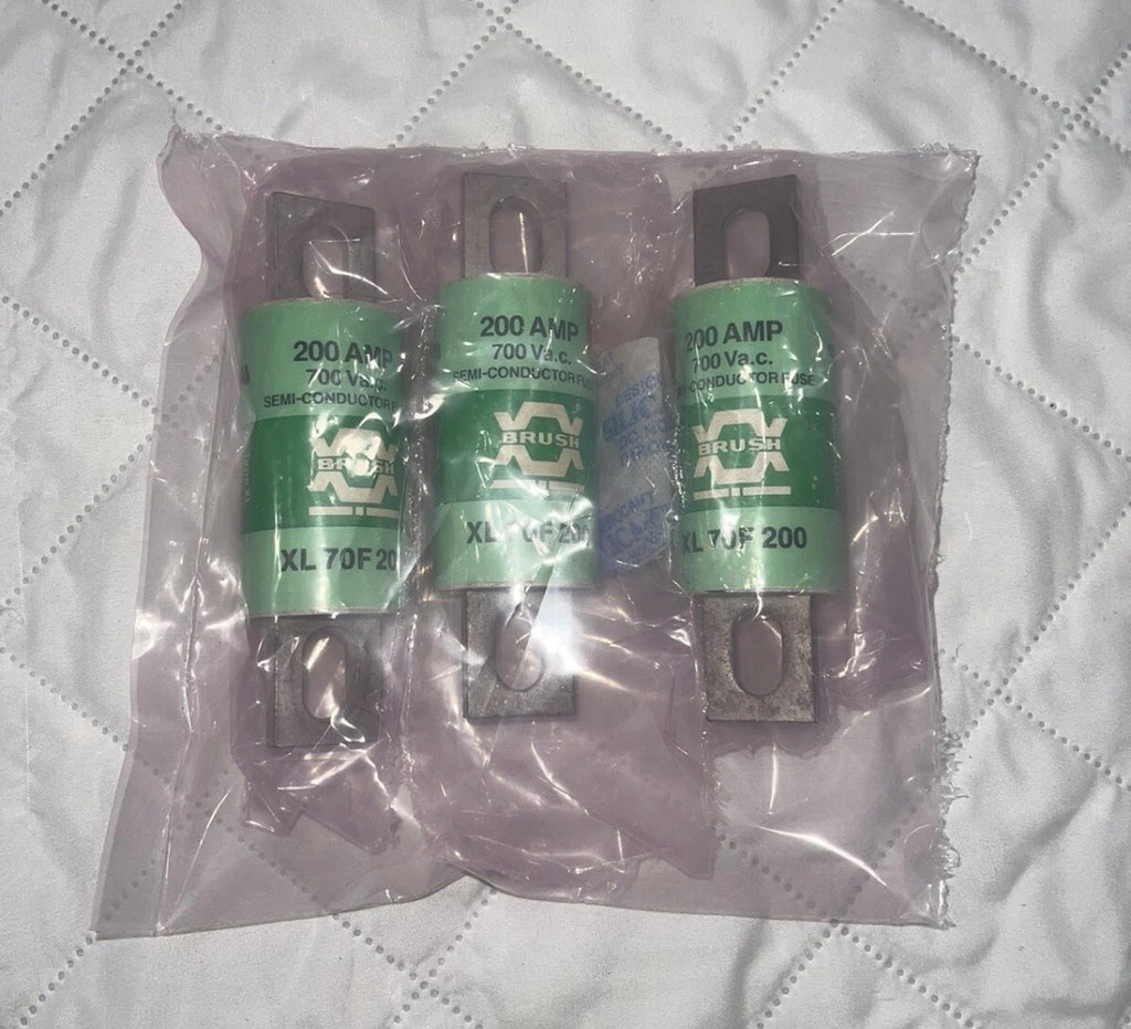 Brush XL70F200 Lot Of 3 200A 700V Semi Conductor Fuses XL 70F200