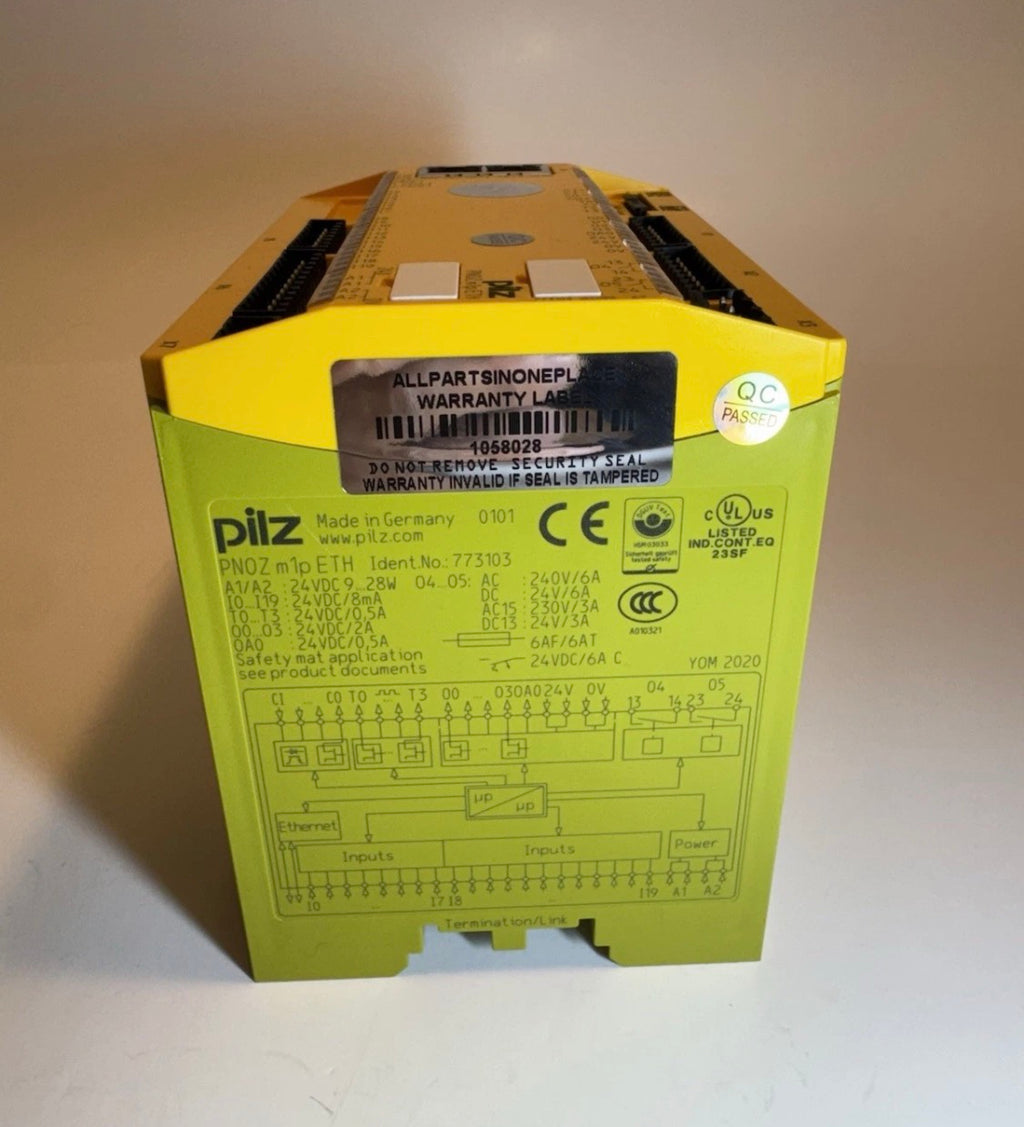 PILZ PNOZ-M1P-ETH PNOZM1PETH  Ident.No: 773102  773103  773104 multi base module