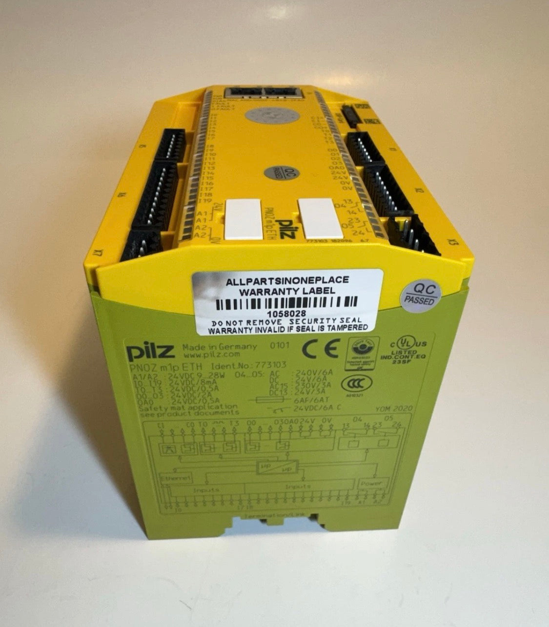 PILZ PNOZ-M1P-ETH PNOZM1PETH  Ident.No: 773102  773103  773104 multi base module