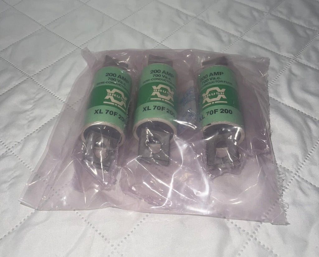 Brush XL70F200 Lot Of 3 200A 700V Semi Conductor Fuses XL 70F200