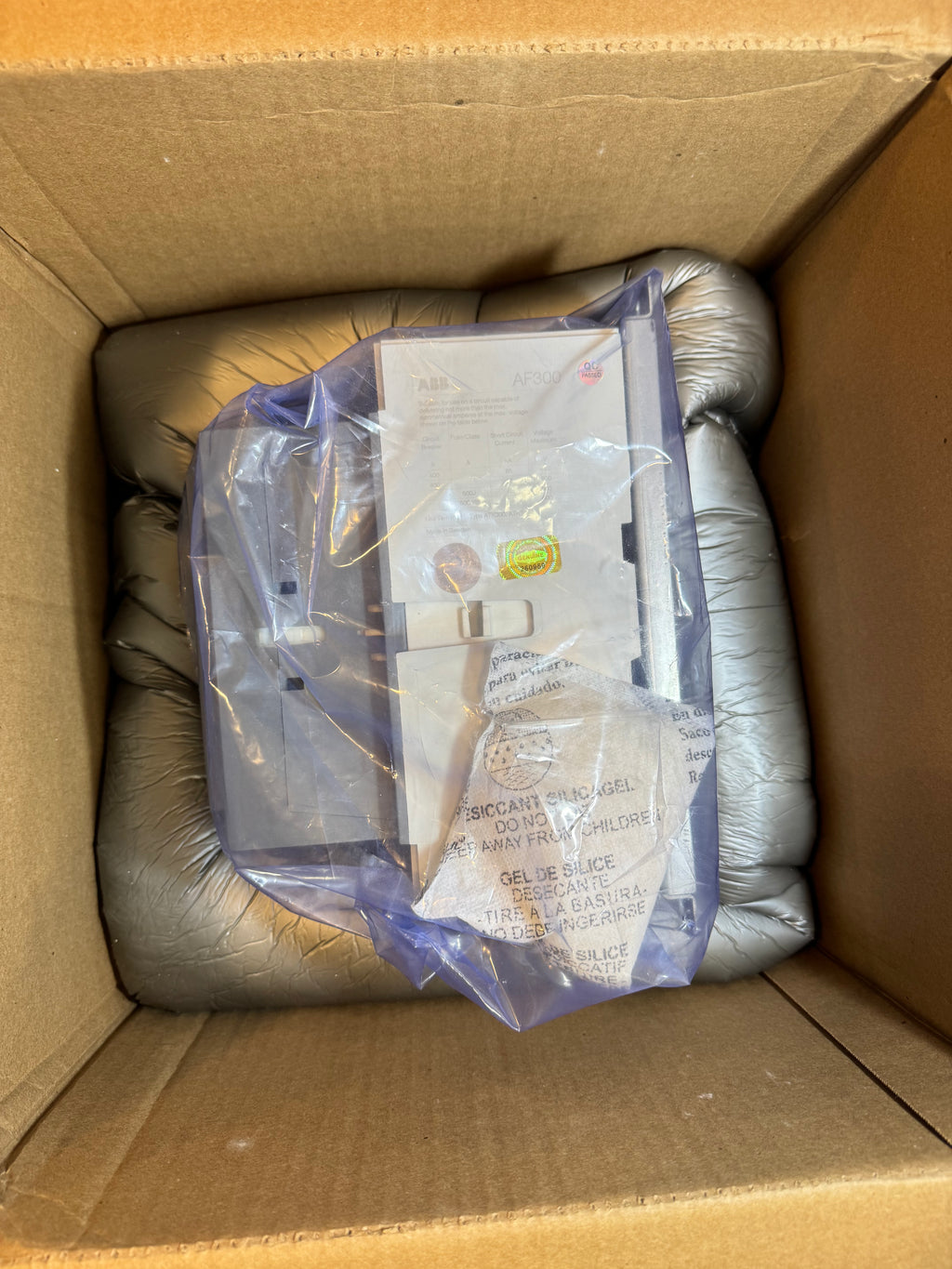 AF300-30-11 ABB 220/690 Volt AC/DC Contractor AF300-30 48/130 VOLT DC 500 AMP